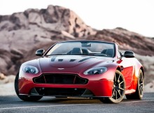 Aston Martin V12 Vantage S drops its top