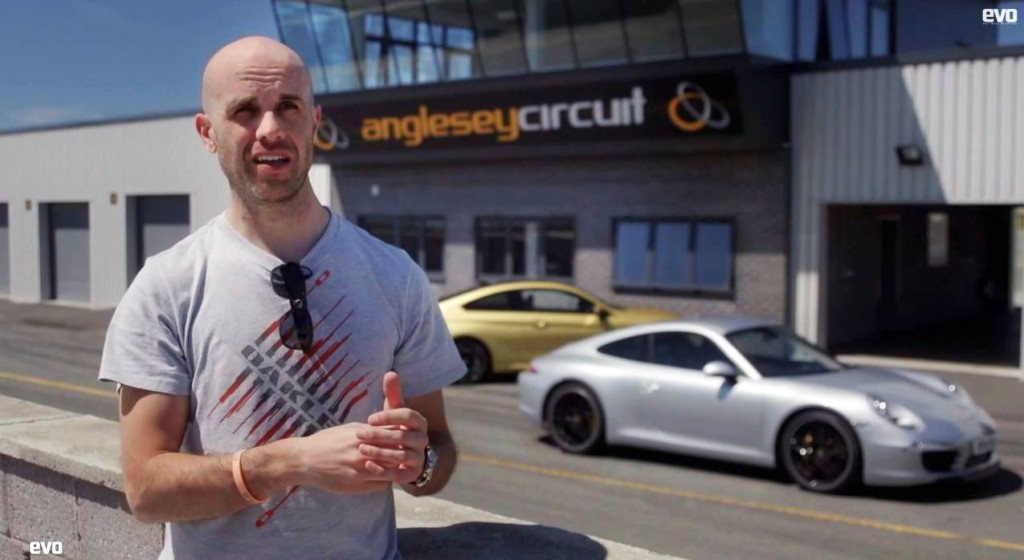 BMW M4 vs Porsche 911 Carrera