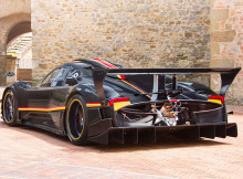 Best V12 Supercar sounds on Youtube