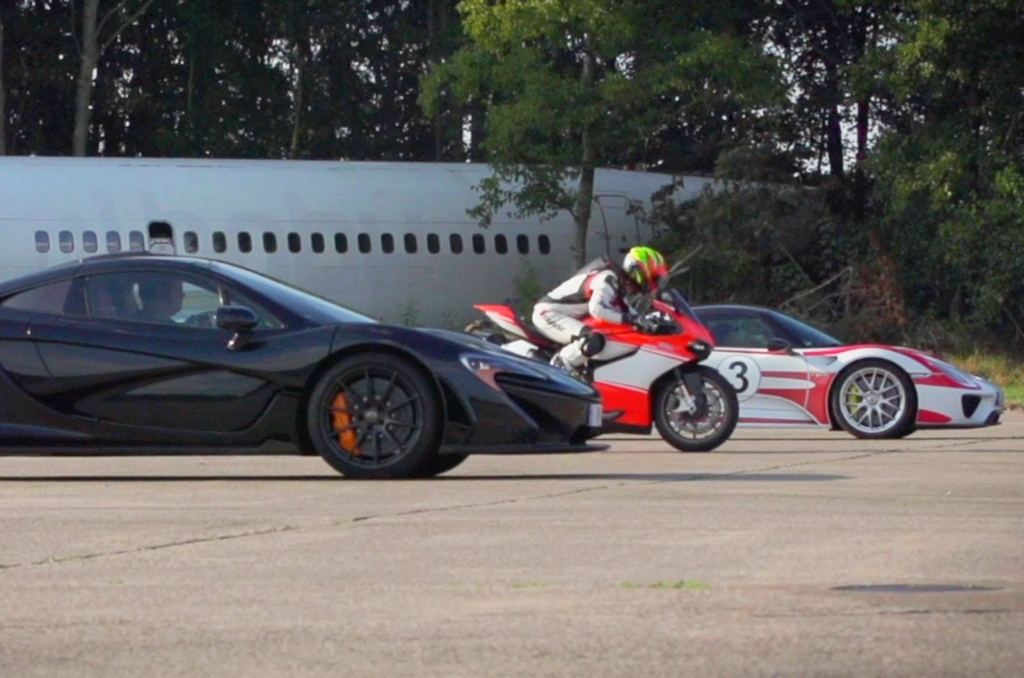 Mclaren P1 vs Porsche 918 vs Ducati 1199 Superleggera image