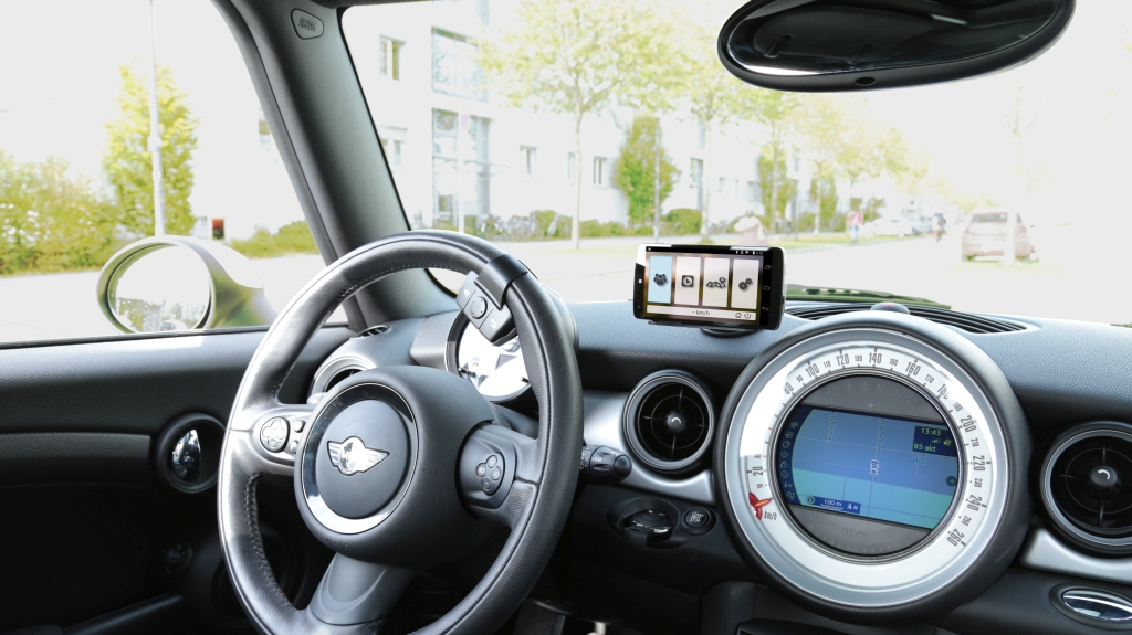 'App Your Car' Bluetooth smartphone system