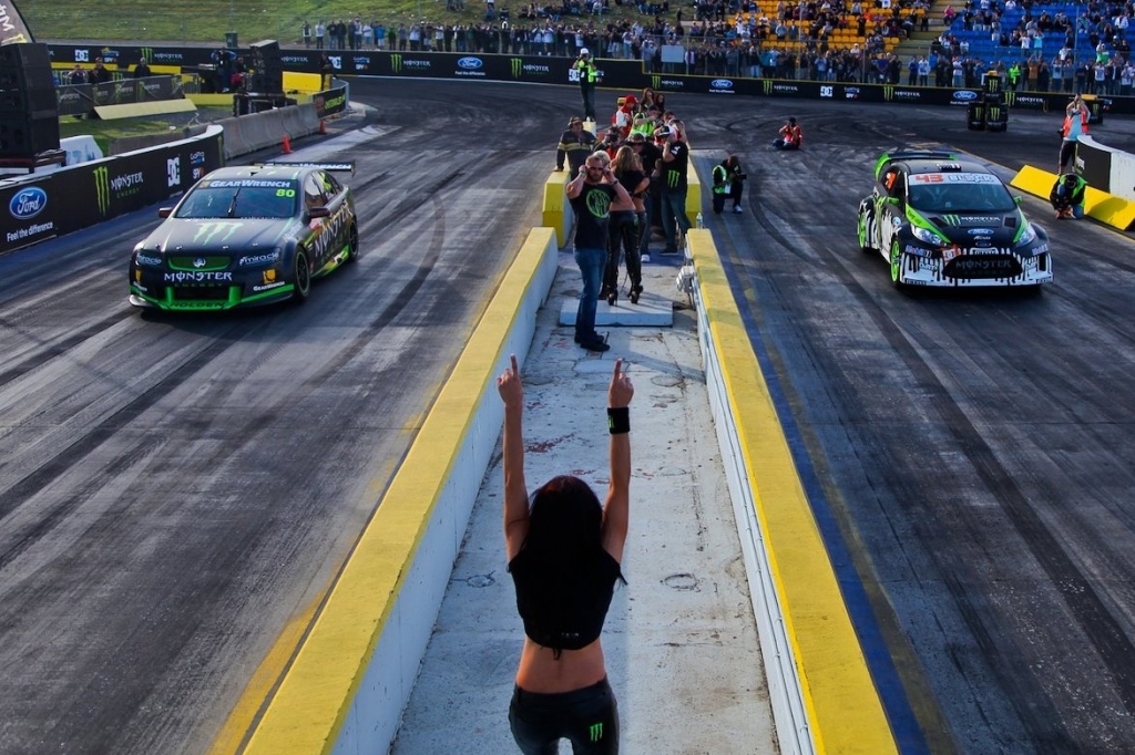 Ken Block vs Jamie Whincup in a Ford vs Holden drag race