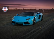 Lamborghini Aventador on HRE RS101 wheels looks sweet