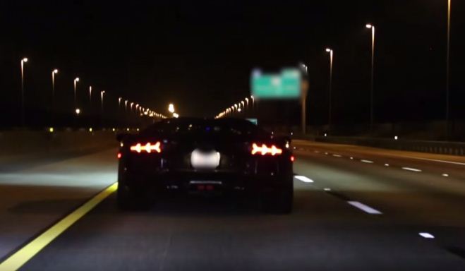 Lamborghini Aventador vs 1000hp Toyota Supra