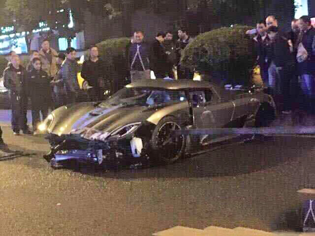 Koenigsegg Agera R Crashes in China