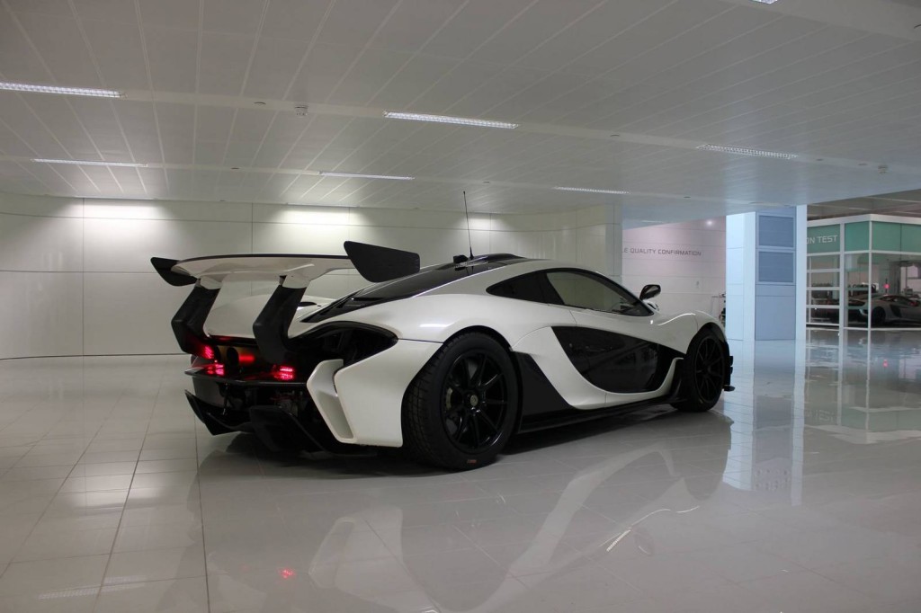 McLaren P1 GTR in white-3