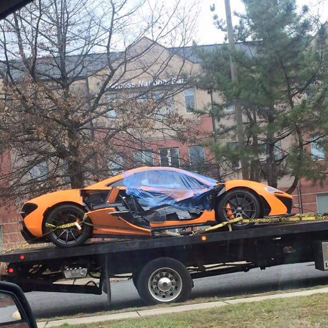 Arab Mclaren P1 crash in DC area