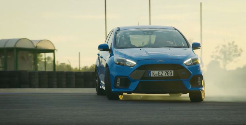 The Stig Drives the New Ford Focus RS: Video