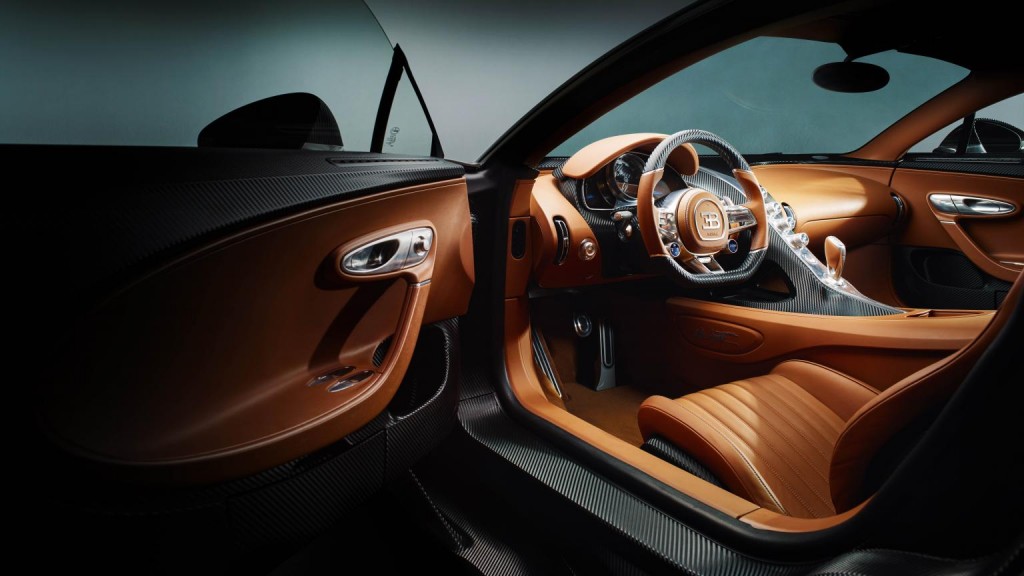 Bugatti Chiron Official Image- 2016 Geneva Motor Show-14