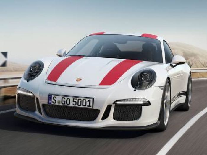 2016 Geneva Motor Show: Porsche 911 R
