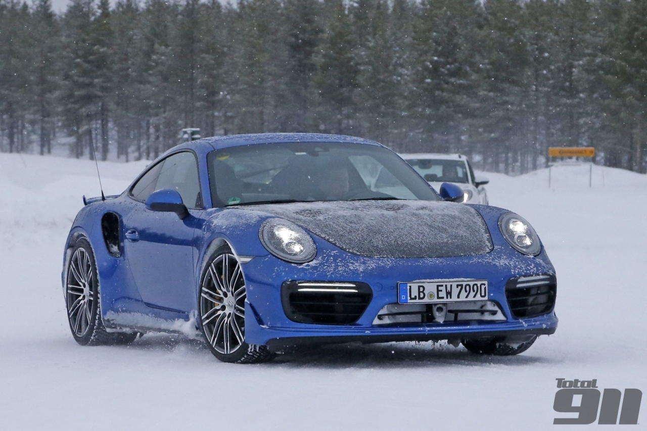 Porsche 911 GT2 RS Prototype spotted in Sweden-1
