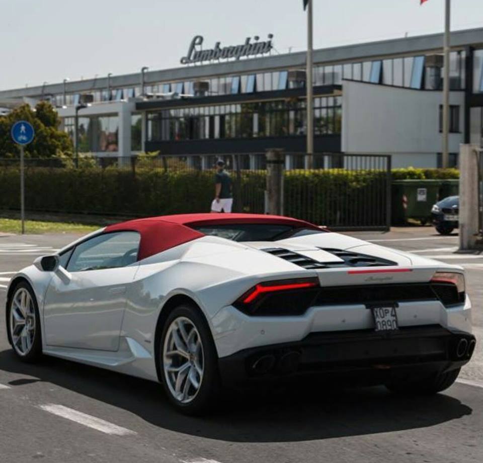 Lamborghini Huracan Spyder LP580-2 spy shots-1