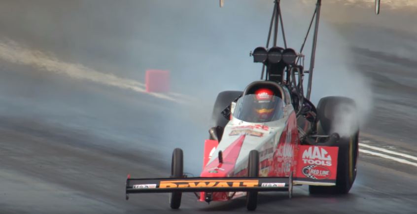 VIDEO: NHRA Top Fuel Dragster Drift
