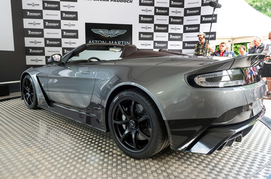 Aston Martin Vantage GT12 Roadster-6