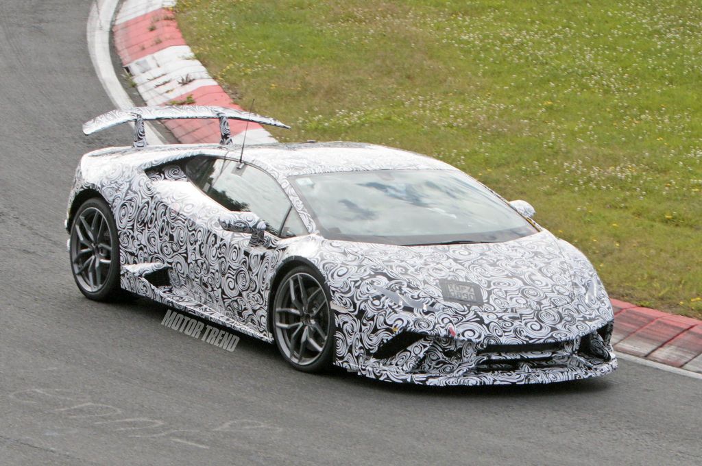 Lamborghini Huracan Performante Sets Nurburgring Lap Record