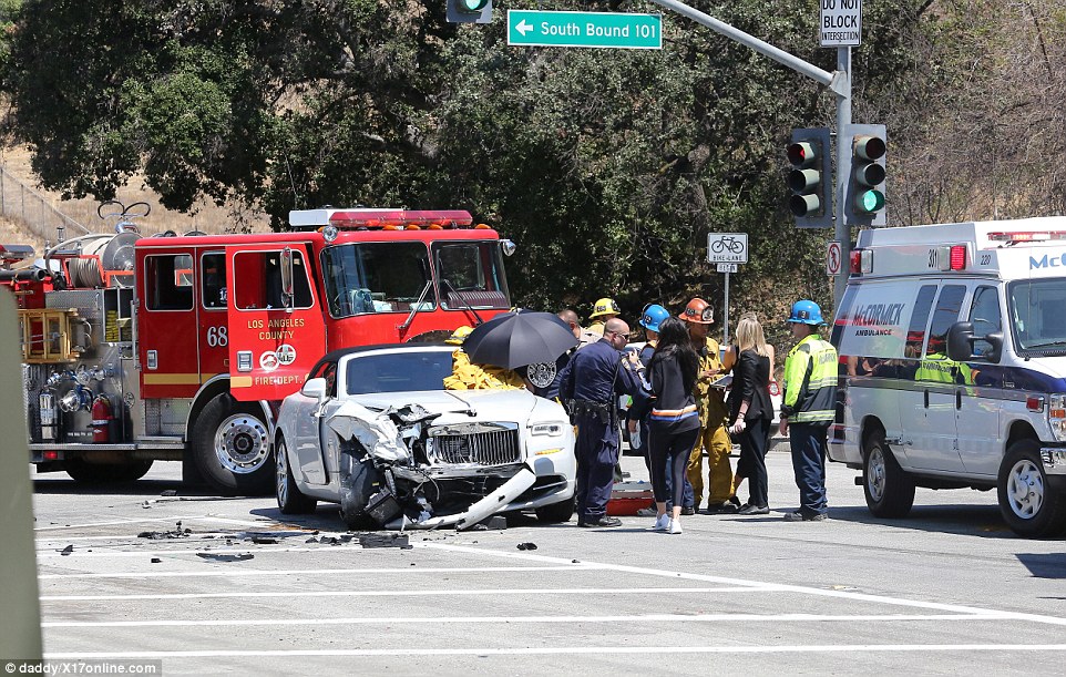 VIDEO: Kris Jenner Wrecks New Rolls Royce Dawn
