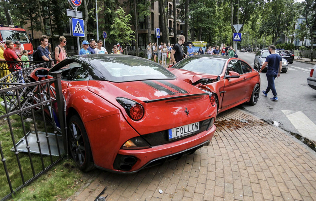 Lithuanian BMW M4 crashes into Ferrari California-3