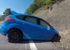 Ford Focus RS Crashes while in Drift Mode