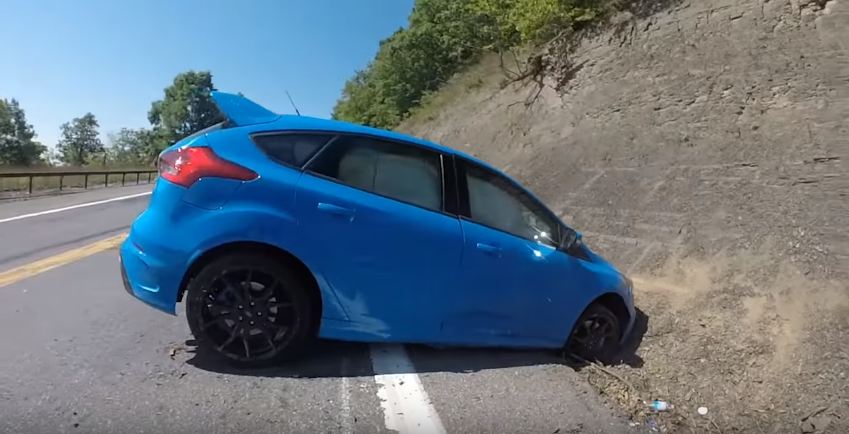 2016 Ford Focus RS crashes while in Drift Mode