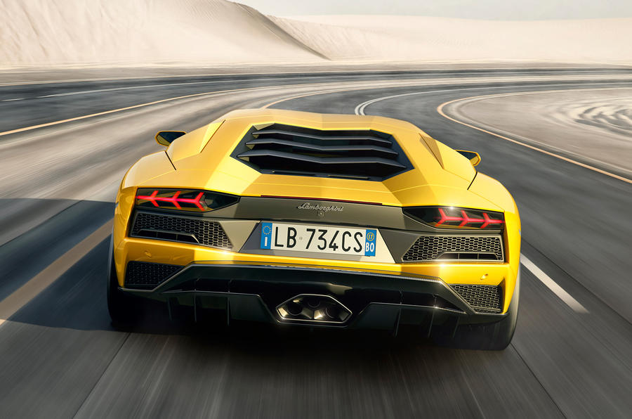 2018 Lamborghini Aventador S-launch-6