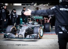 MotoGP Champ Jorge Lorenzo Tests Hamilton’s Mercedes-AMG F1 Car