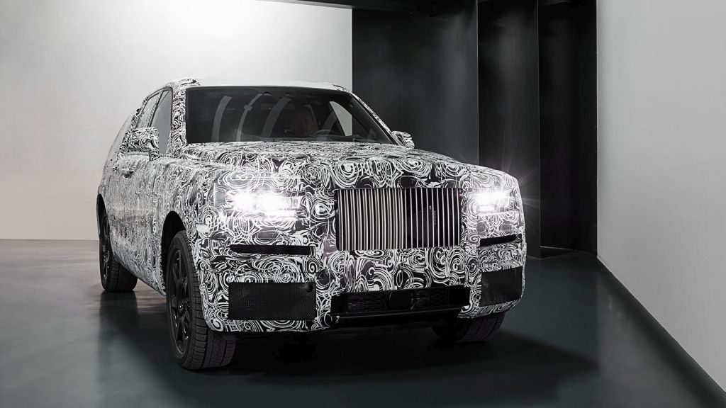 rolls-royce-cullinan-01-1