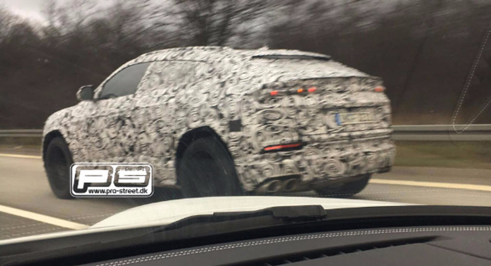 Lamborghini Urus spy shots-1