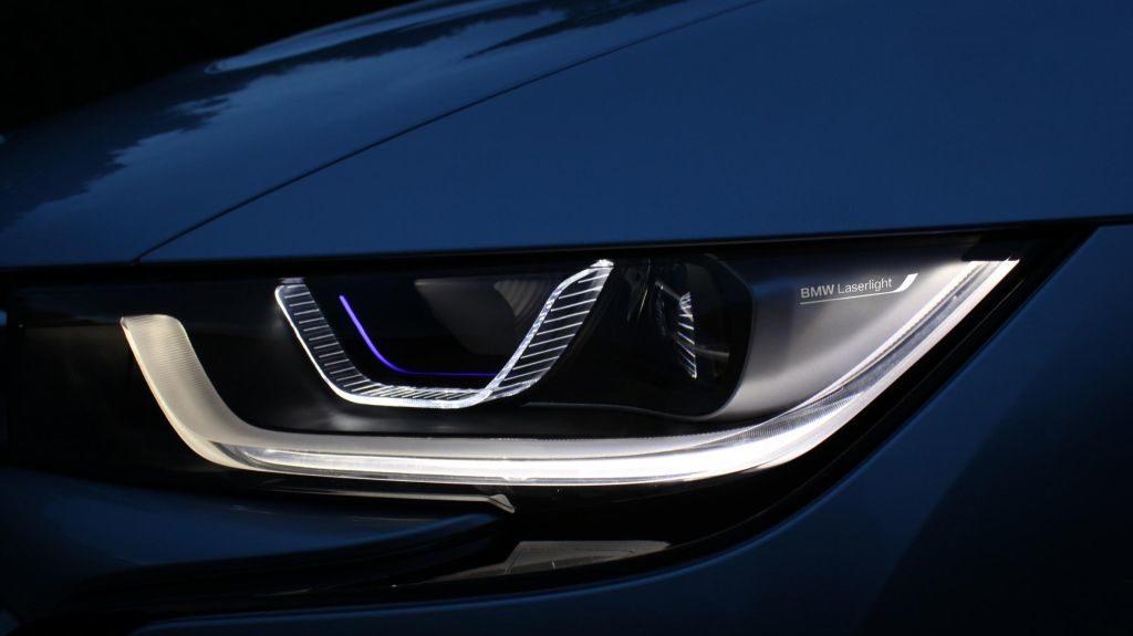 BMW i8 Laser Headlights