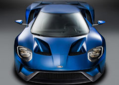 Supercars Now Using the Same Gorilla Glass as Your Cellphone