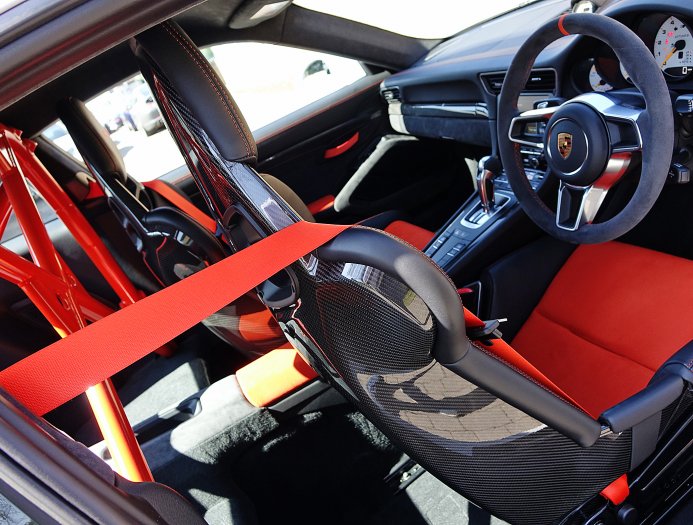 Richard Hammond-Porsche 911 GT3 RS For Sale-Romans-4