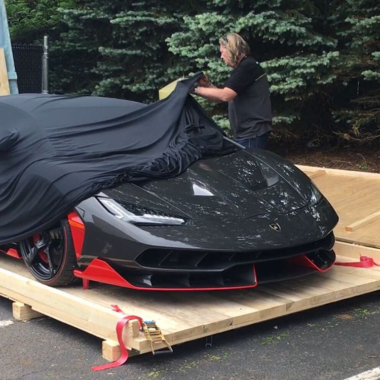 Lamborghini Centenario-Carbon-Red-US-3