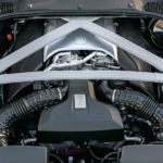 Aston Martin DB11-AMG V8-13