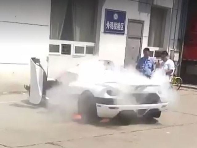 Koenigsegg Agera R-Fire-China