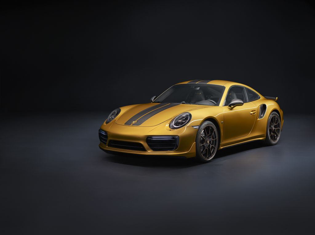 Porsche 911 Turbo S Exclusive Series-12
