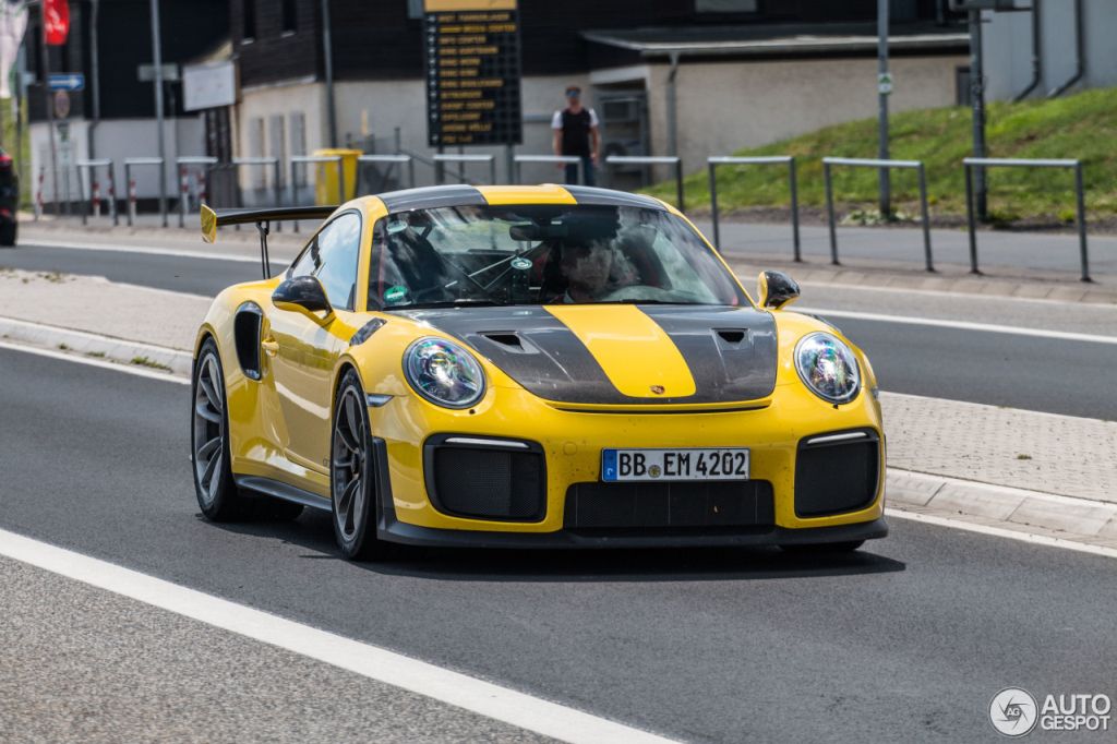 Porsche 911 GT2 RS-Racing Yellow-Nurburg-1