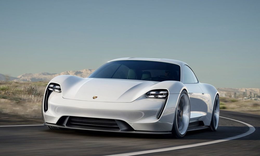 Porsche’s Autonomous cars will have a Steering Wheel & Pedals