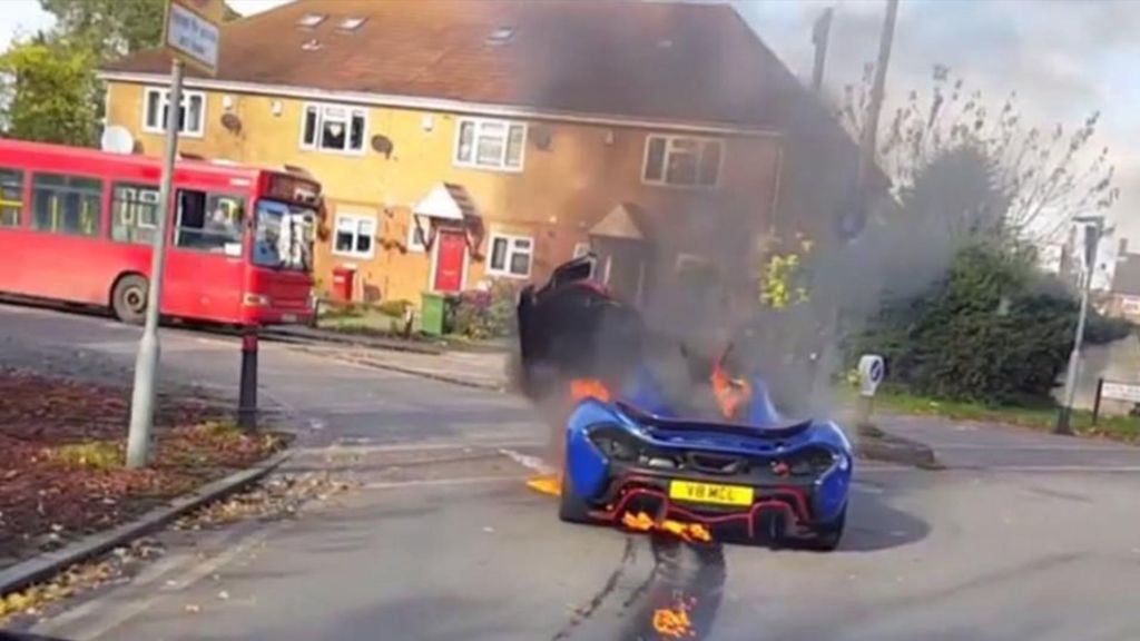 Blue Mclaren P1 by MSO-fire-London