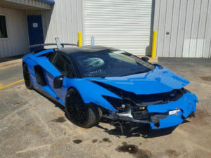 lamborghini-aventador-sv-roadster-wrecked-1