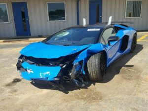 lamborghini-aventador-sv-roadster-wrecked-2