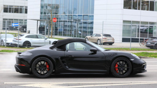 Porsche 718 Boxster Spyder-spy-shots-2