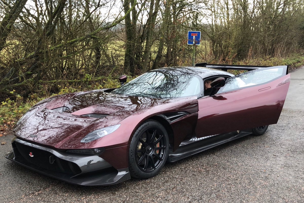 Street-legal Aston Martin Vulcan