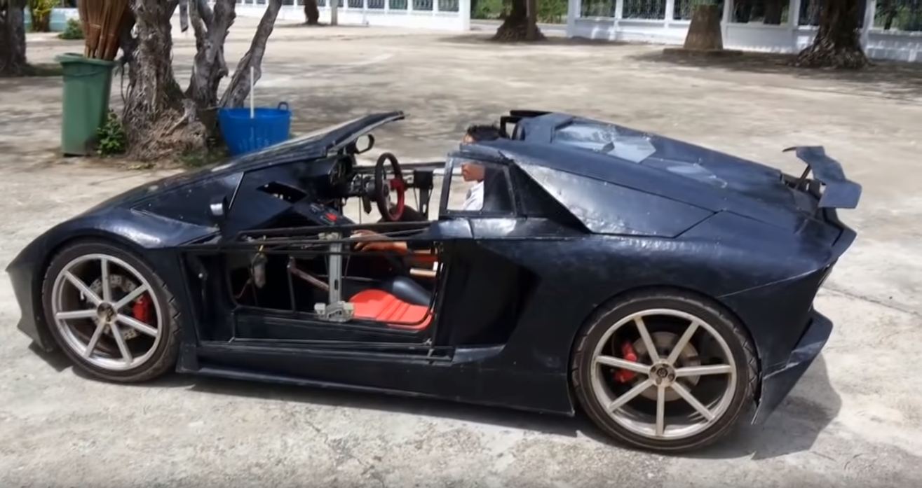 Miniature Lamborghini Aventador replica