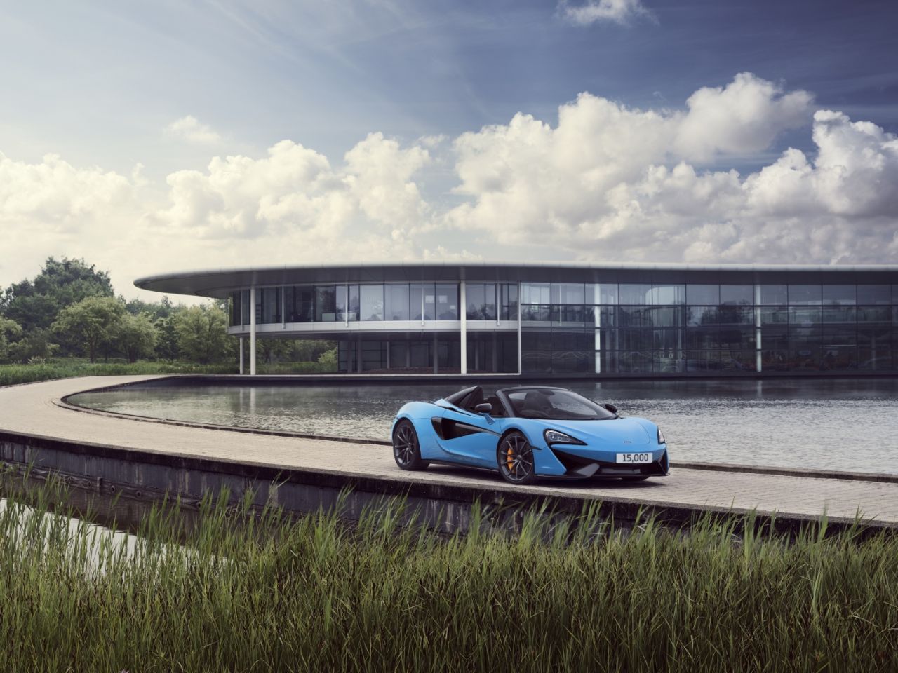 McLaren 570S Spider-15000-1