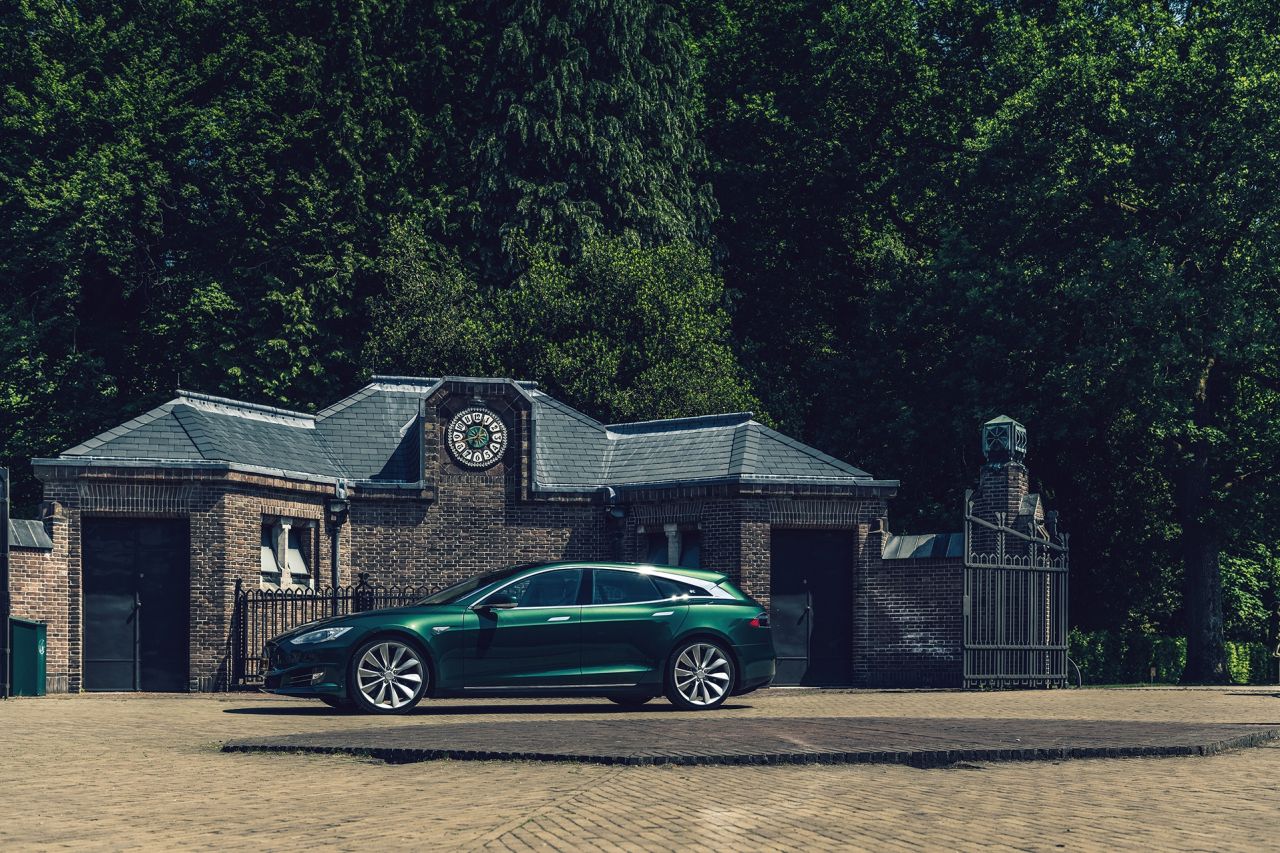 Niels van Roij-Tesla Model-S-Shooting-Brake-RemetzCar-2