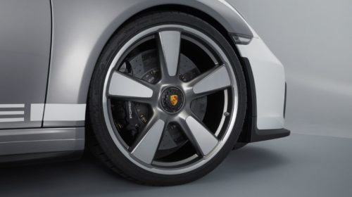 2018-Porsche-911-Speedster-Concept-1