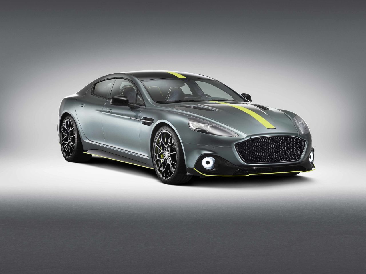 Aston Martin Rapide AMR-1