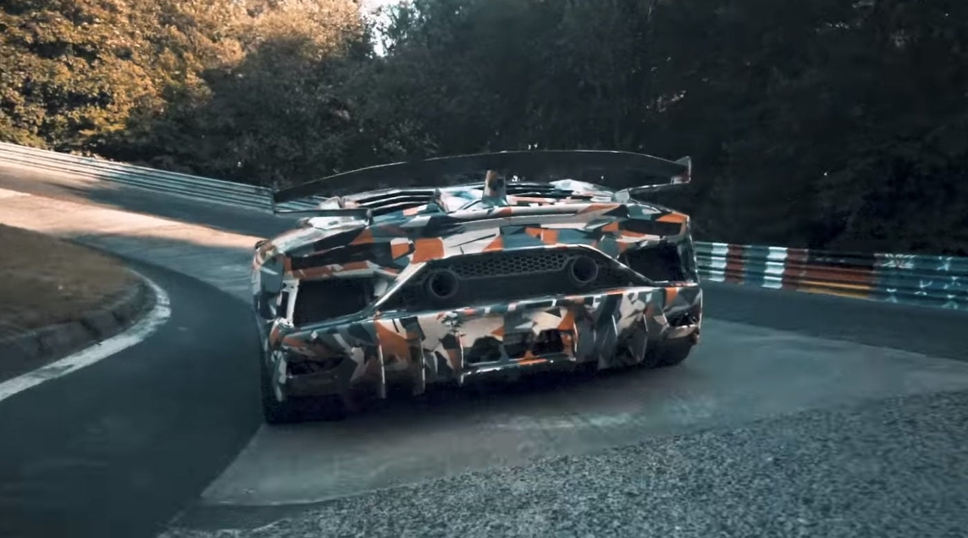 Lamborghini-Aventador_SVJ-power-to-weight-ratio