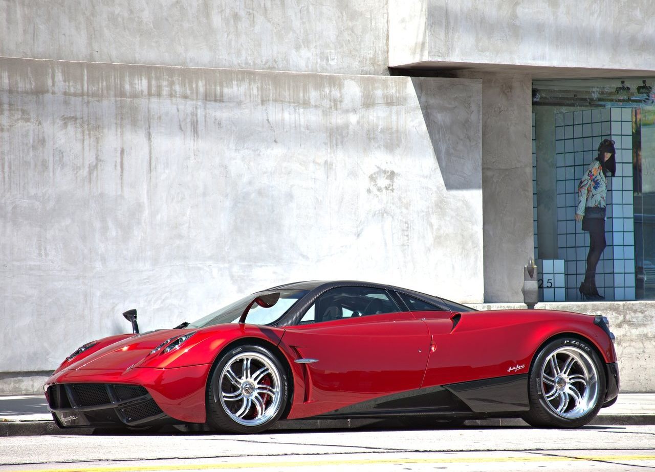 Pagani-Huayra-2012