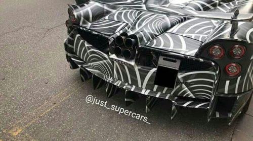 Pagani Huayra BC Roadster scoop 4