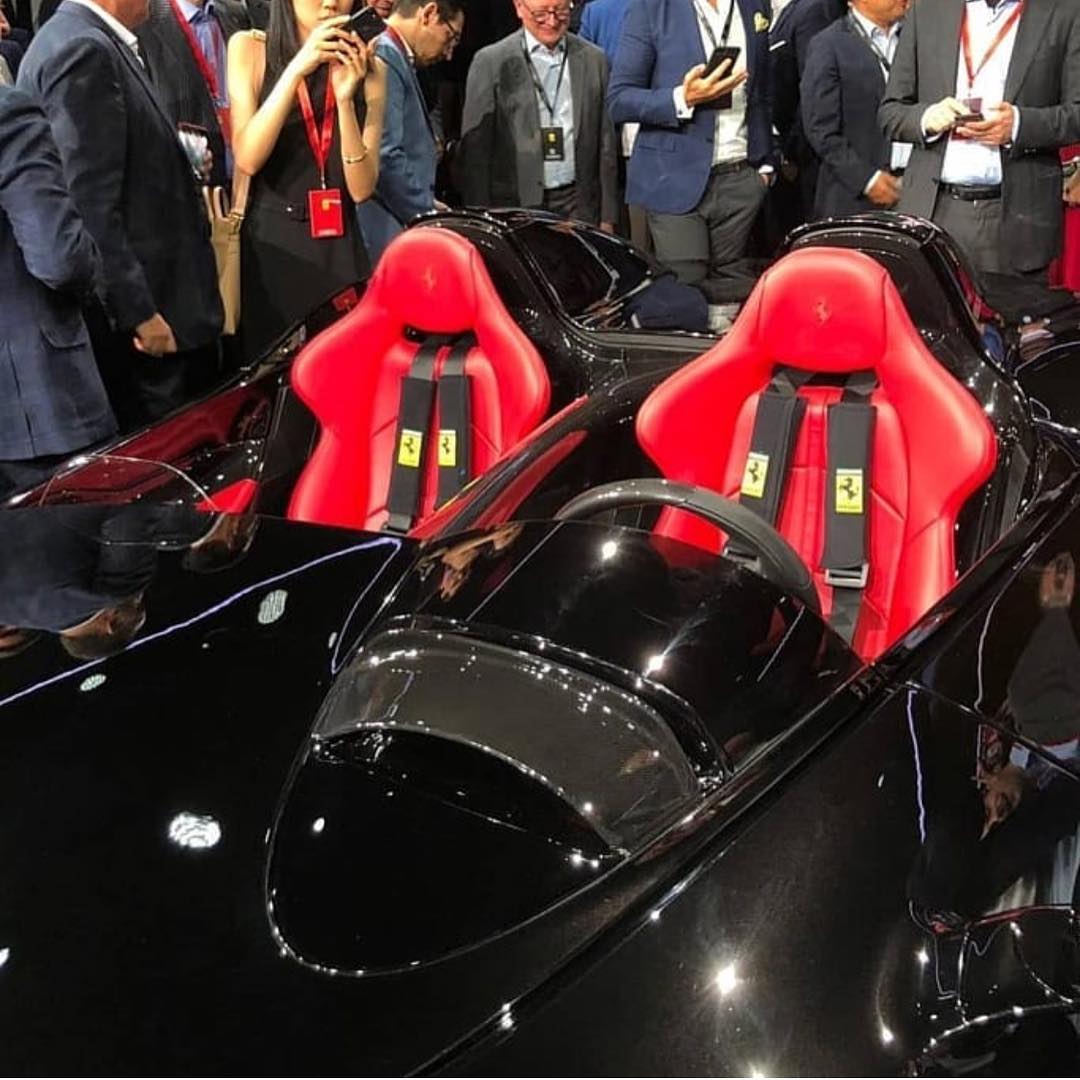 Ferrari 812 Monza SP2 4